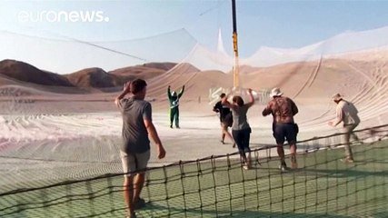 قفزة حرة من ارتفاع 7620 مترا دون مظلة