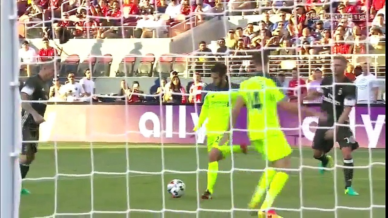 Liverpool 2 - 0 AC Milan