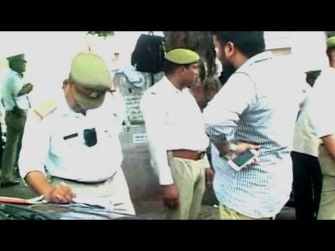 Agra traffic police to use camera-fitted uniforms