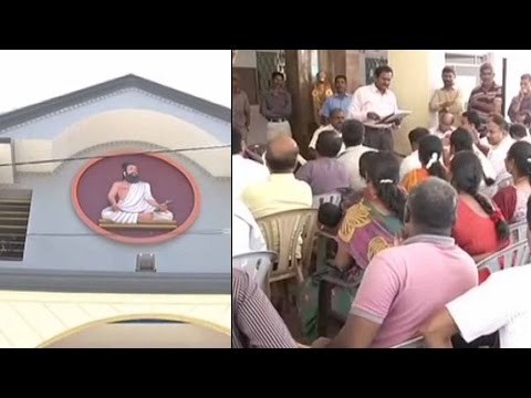 TN school separates entry gates for boys and girls