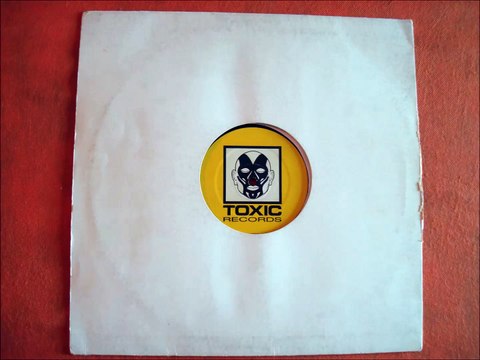 D.J. ZE MIG.L.(HICCUPS-REWORKZ.(ORIGINAL MIX.)(12''.)(2005.)