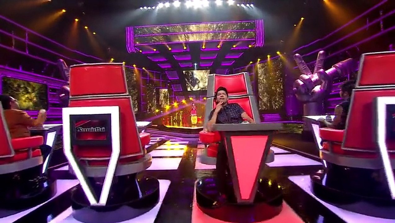 Judges Gone Mad On Indian 16 Year Old Girl Sings