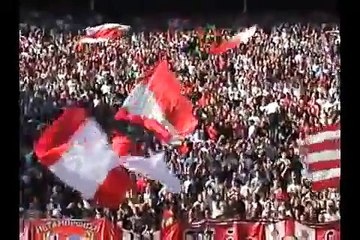 Delije Sever - Crno bela zastava simbol je picketina