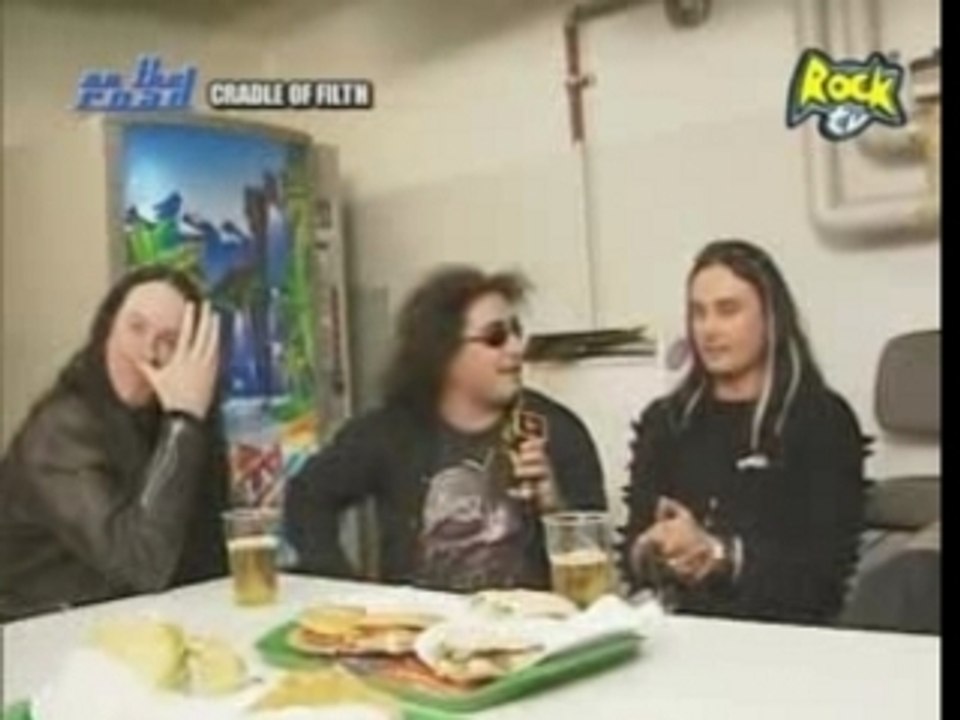 CRADLE OF FILTH -Interview- (Live_in_Milan_2003)