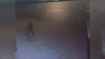 Tartıştığı Kişiyi 22 Kez Bıçaklayıp Kulaklarını Kesti