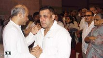 Video Salman Khan BREAKS DOWN At Rajjat Barjatyas Prayer Meet