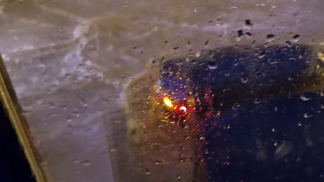 Des voitures emportées par les inondations dans le Maryland !