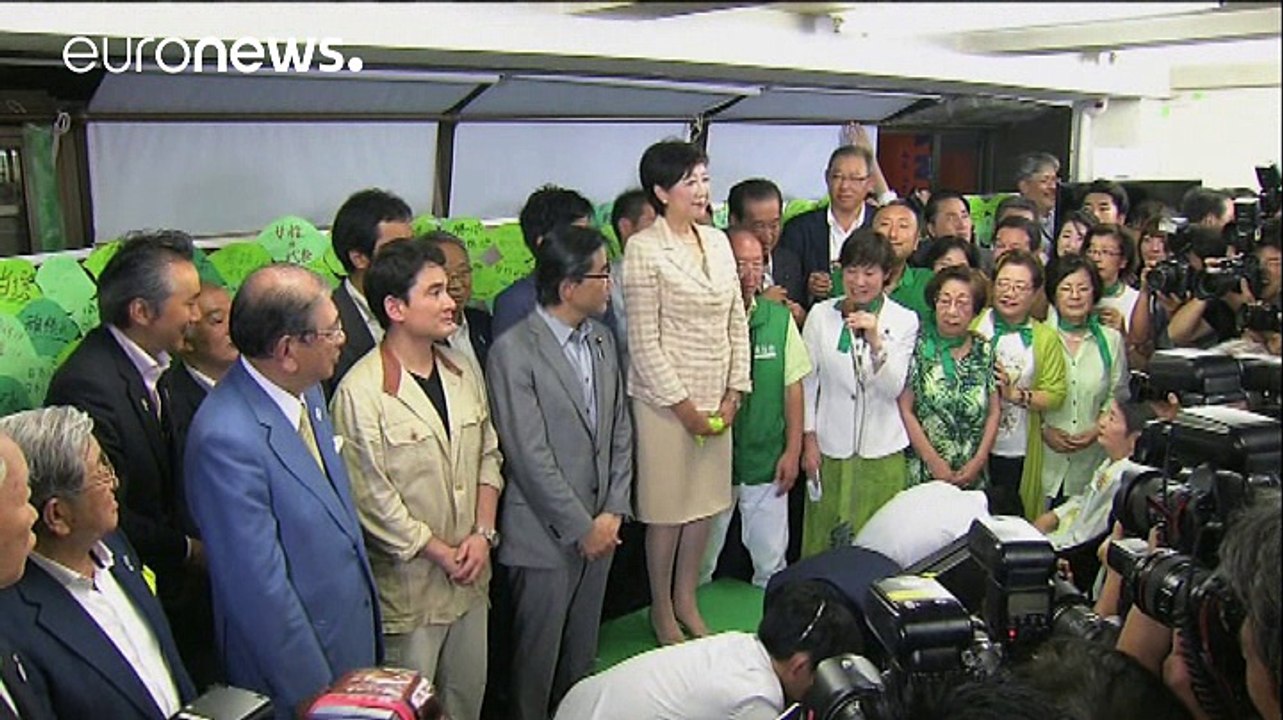 Erste gouverneurin für tokio: "ich kämpfe für eine stadt, in der jeder strahlt"