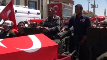 Sivas Şehit Doğan Kaya'nın Cenazesi Sivas'a Getirildi - 2