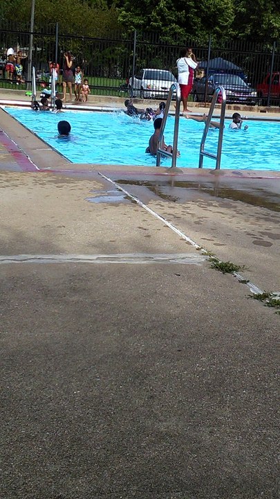 Oakdale Swimming pool