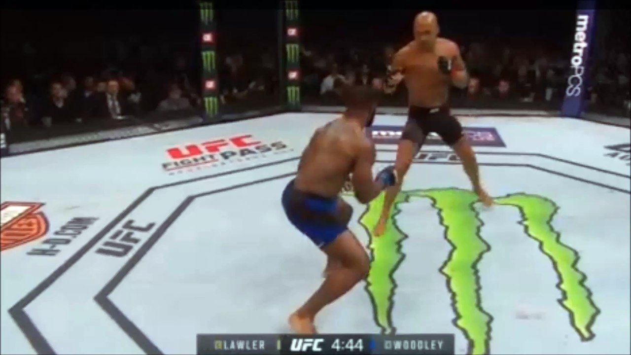 robbie lawler vs tyron woodley UFC 201