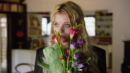 Supermodel Acting Class: Abbey Lee Kershaw and Riley Keough