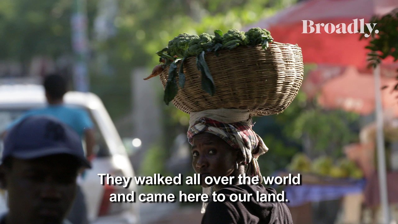 Meet the Vodou Priestess Summoning Healing Spirits in Post-Earthquake Haiti