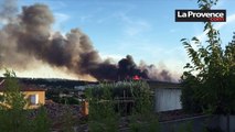 Martigues : un incendie menace les habitations