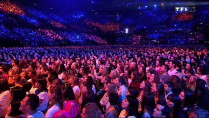 lorie qui drague pierre palmade (lol)