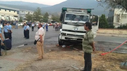 Dikkatsizlik Ölüm Getirdi: 3 Ölü, 1 Yaralı