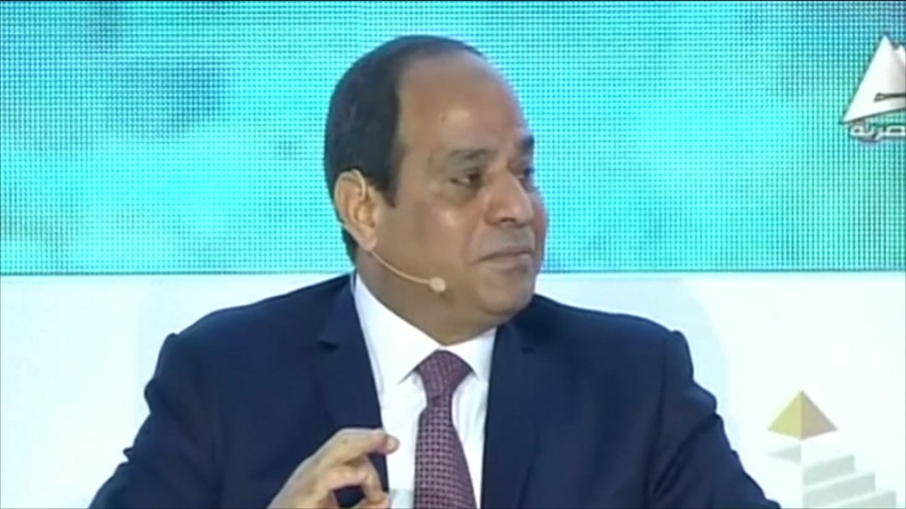 السيسي يعد المصريين بسعر موحد للدولار