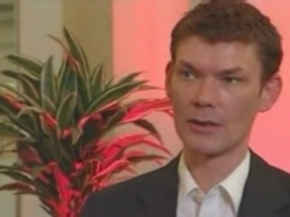 Hacker Gary Mckinnon Interview 5-5-06 BBC