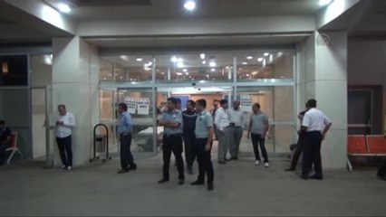 Muş'ta Terör Saldırısı - Vali Yavuz, Yaralanan 2 Polisi Hastanede Ziyaret Etti