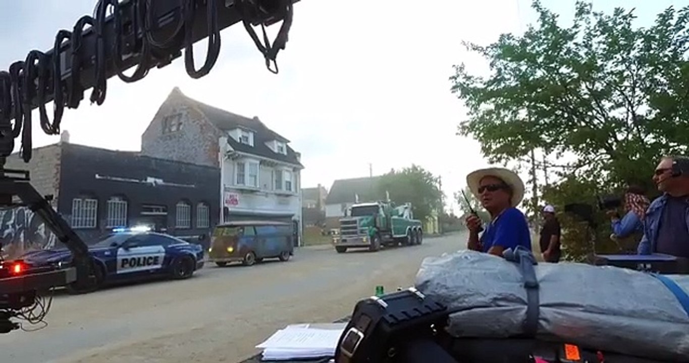 Transformers The Last Knight - Hunting for autobots