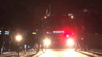 Köprüden Nehre Düşen Kişiyi Vatandaşlar Kurtardı