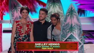 Teen Wolf Wins Teen Choice Awards 2016 (Tyler Posey Speech)