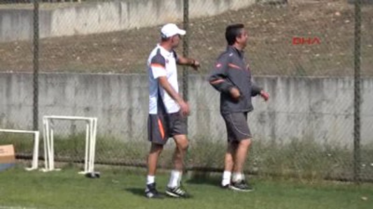 Adanaspor Teknik Direktörü İpekoğlu "5 Yabancı Futbolcu Son Anda Türkiye'ye Gelmekten Vazgeçti