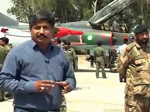 Pakistan Mirage Fighter Jet Landing on Motorway