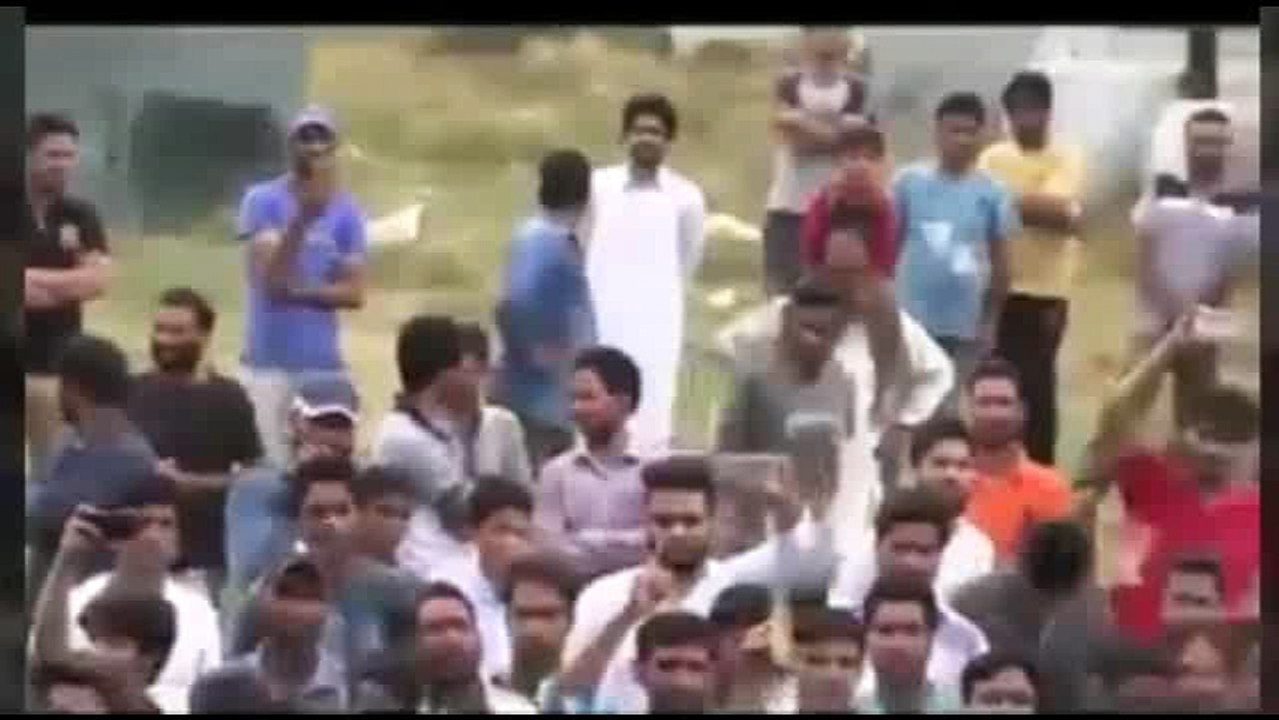 Kashmir Banega Pakistan, Azadi rally outside Syed Ali Geelani House