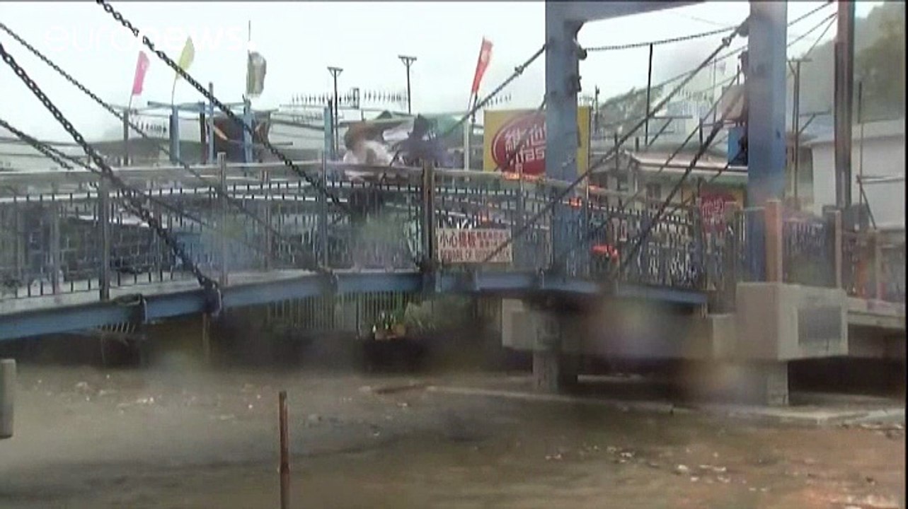 Wirbelsturm Nida: Starkregen und Turboböen in Hongkong