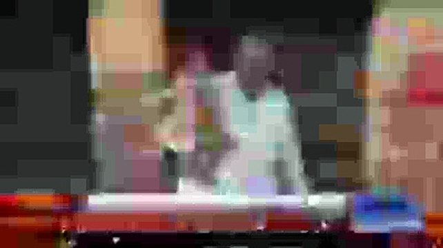 سندھ پولیس کی پھرتیاں۔ چودہ ماہ کے فرحان پر اسلحے کےزور پر موٹر سائیکل چھیننے کا الزام۔ پرچہ بھی کاٹ دیا۔