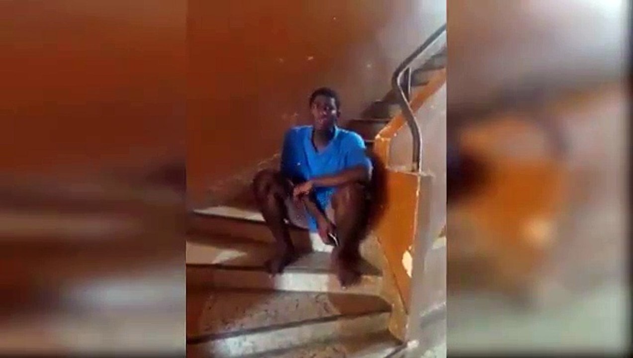 سيلين ديون بنفسها نشرت الفيديو على صفحتها عبر فايس بوك..شاب من الغابون أصبح مشهورا بعد نشره لفيديو يغني فيه أغنية لسيلين ديون !
