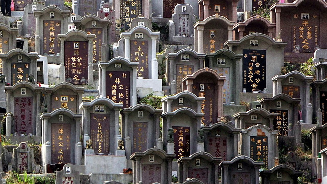 6 DEAD PEOPLE Who Came Back to LIFE at Their OWN Funeral