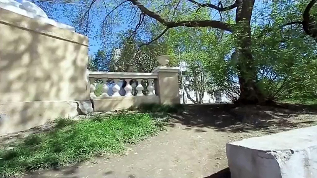 Mind-Blowing Rooftop Parkour