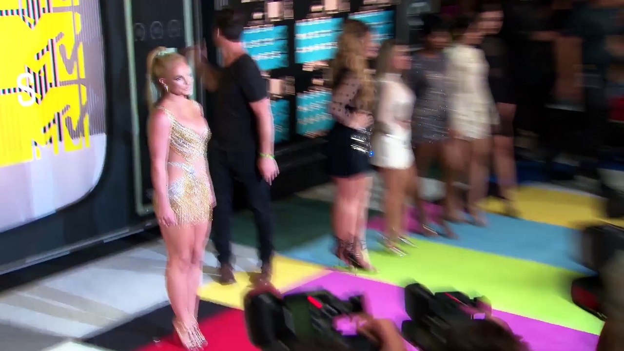 Britney Spears Doesn't Remember Meeting Taylor Swift oops