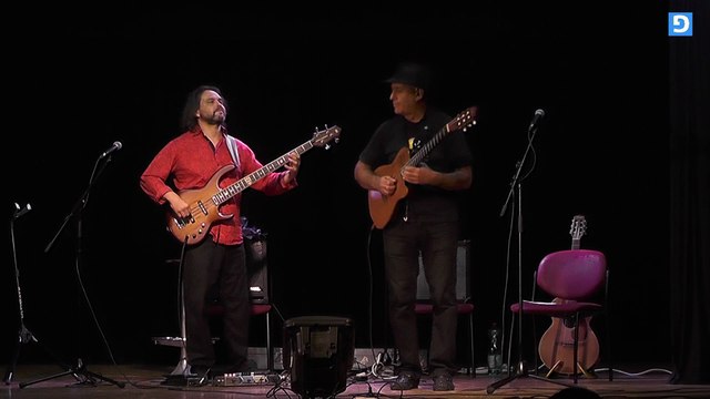 Jake Pisaq (гитара) & Антон Горбунов (бас-гитара) в Иерусалиме