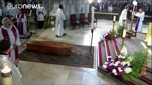 Francia da su último adiós al sacerdote degollado por seguidores del Dáesh