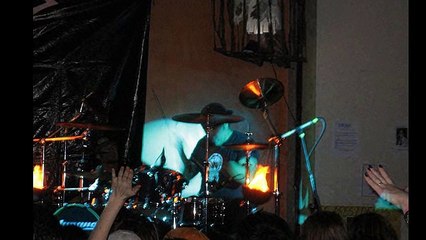 Vanilla Ice loses cool at airport after missing flight