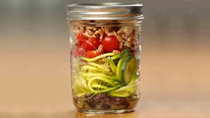 How To Make 3 Healthy Mason Jar Salads For Weight Loss
