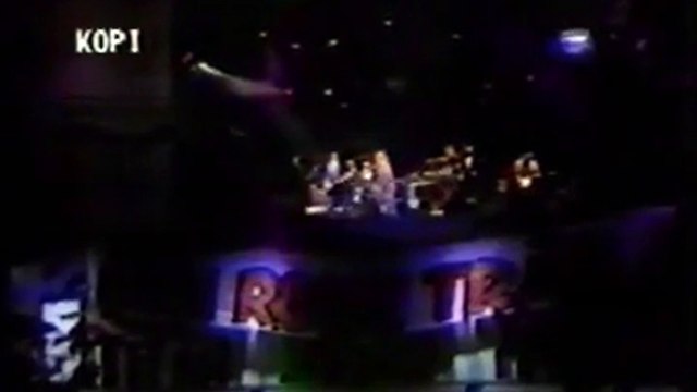 Shu-Bi-Dua - 8.Står På En Alpetop - Ekstra Nummer - Koncert På Taget Af Palads København 1989