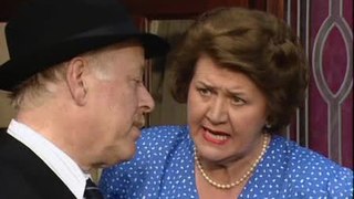 Keeping Up Appearances S03 E01  Early Retirement