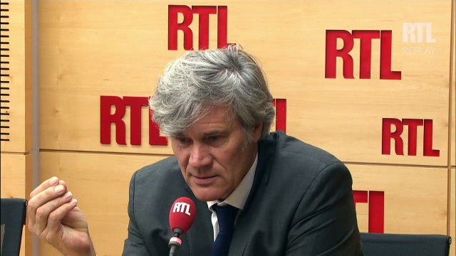 Stéphane Le Foll à propos d'Emmanuel Macron : Ceux qui pensent qu'ils seront plus forts tout seuls, je leur dit : 'vous vous trompez'