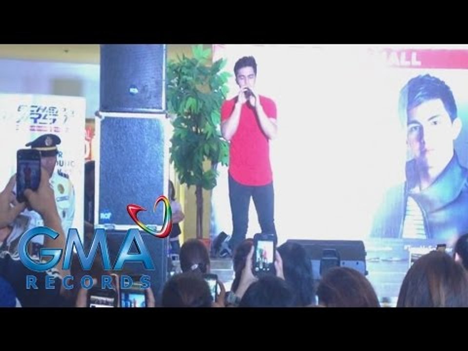 Derrick Monasterio - Give Me One More Chance | LIVE at Tower Mall