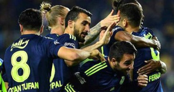 Ahmet Çakar: Sahada Utanması Gereken, Ragbi Oyuncusuna Benzeyen Fernandao Var