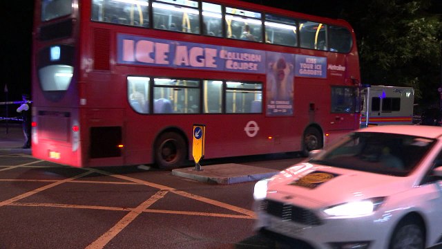 One dead and five injured in London stabbing