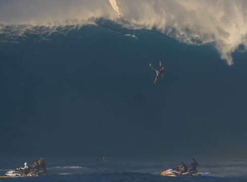 Le Big Wave Awards : le classement des pires chutes en surf