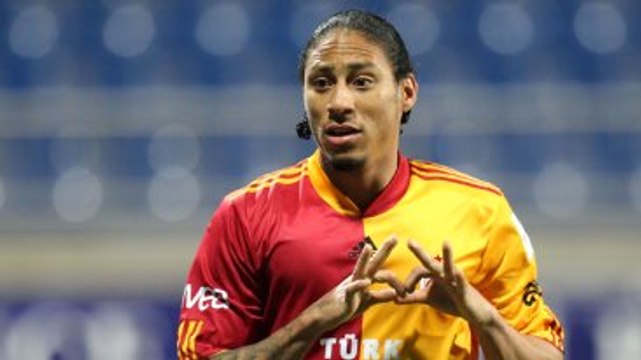 Eski Galatasaraylı Juan Pablo Pino, Universitario de Deportes ile Anlaştı