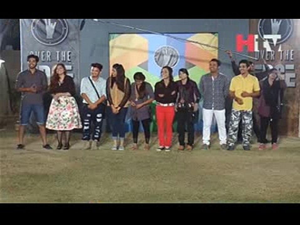 A Boy Propose Beautiful Girl in Waqar Zaqka Show Over the Edge