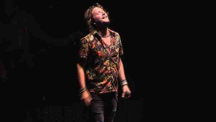 Manuel Carrasco se entrega al público en Cap Roig