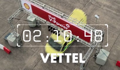 VÍDEO: Vettel se enfrenta a un Ferrari con una ambulancia